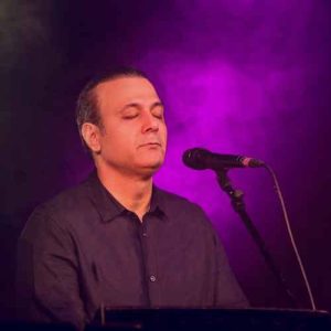 دانلود آهنگ نمانده در دلم دگر توان دوری